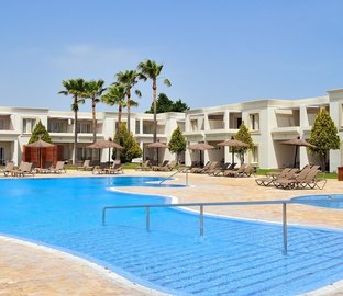 Piscina  Vincci Costa Golf Chiclana