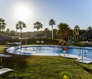 Piscina  Vincci Costa Golf 4* Cádiz