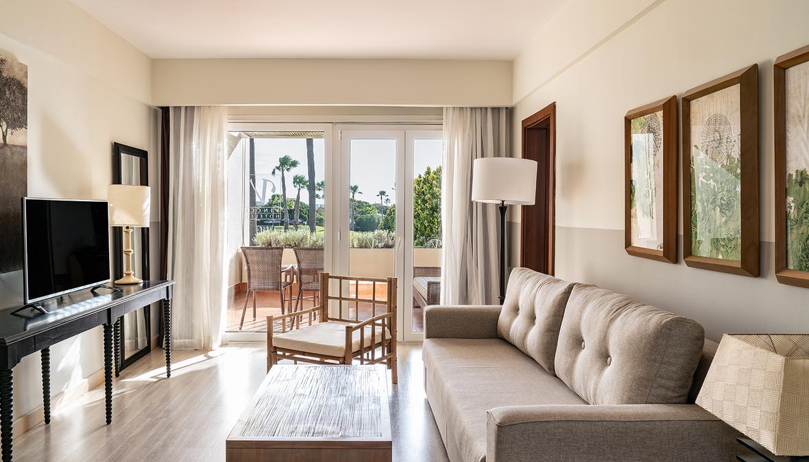 HABITACIÓN SUITE Vincci Costa Golf 4* Cádiz HABITACIÓN SUITE Vincci Costa Golf 4* Cádiz